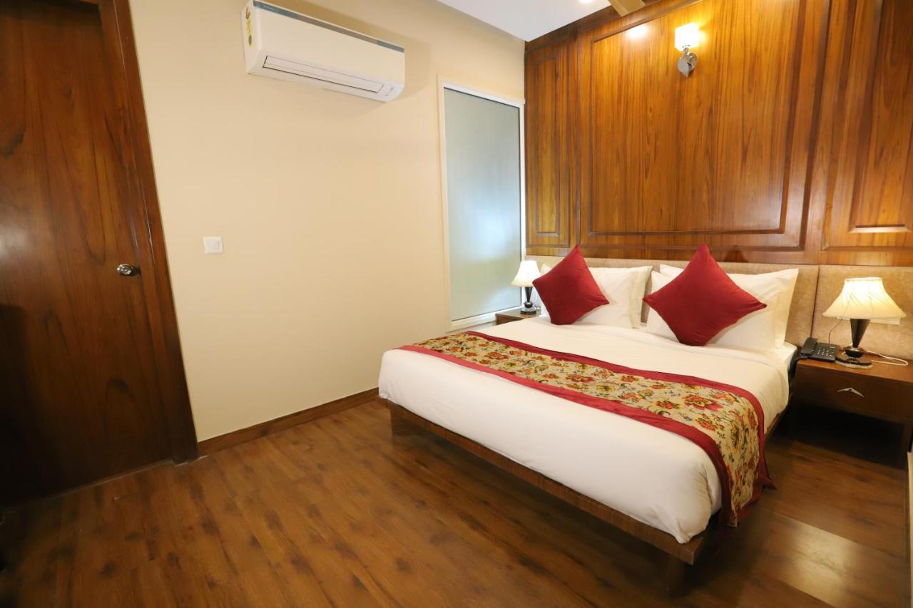 Ip Royal Hotel - New Delhi Luaran gambar
