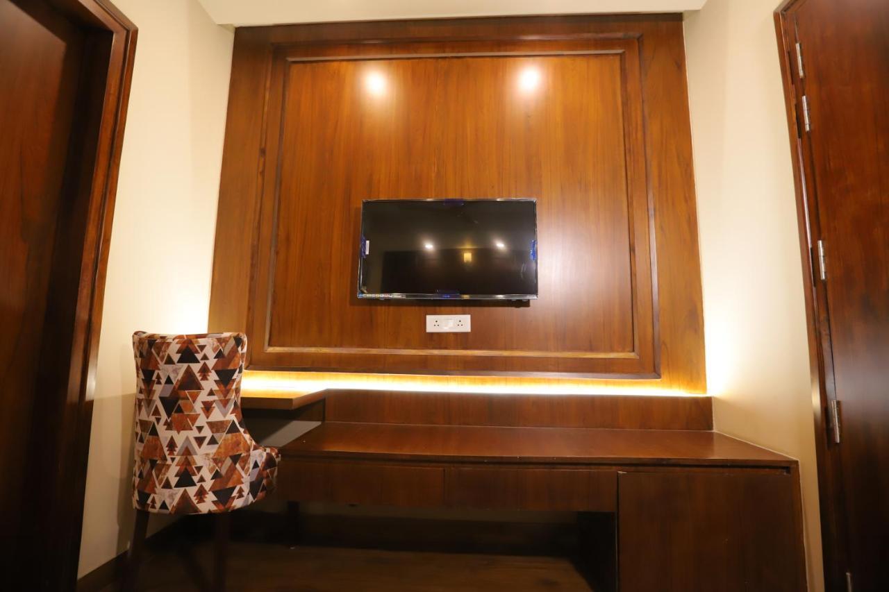 Ip Royal Hotel - New Delhi Luaran gambar