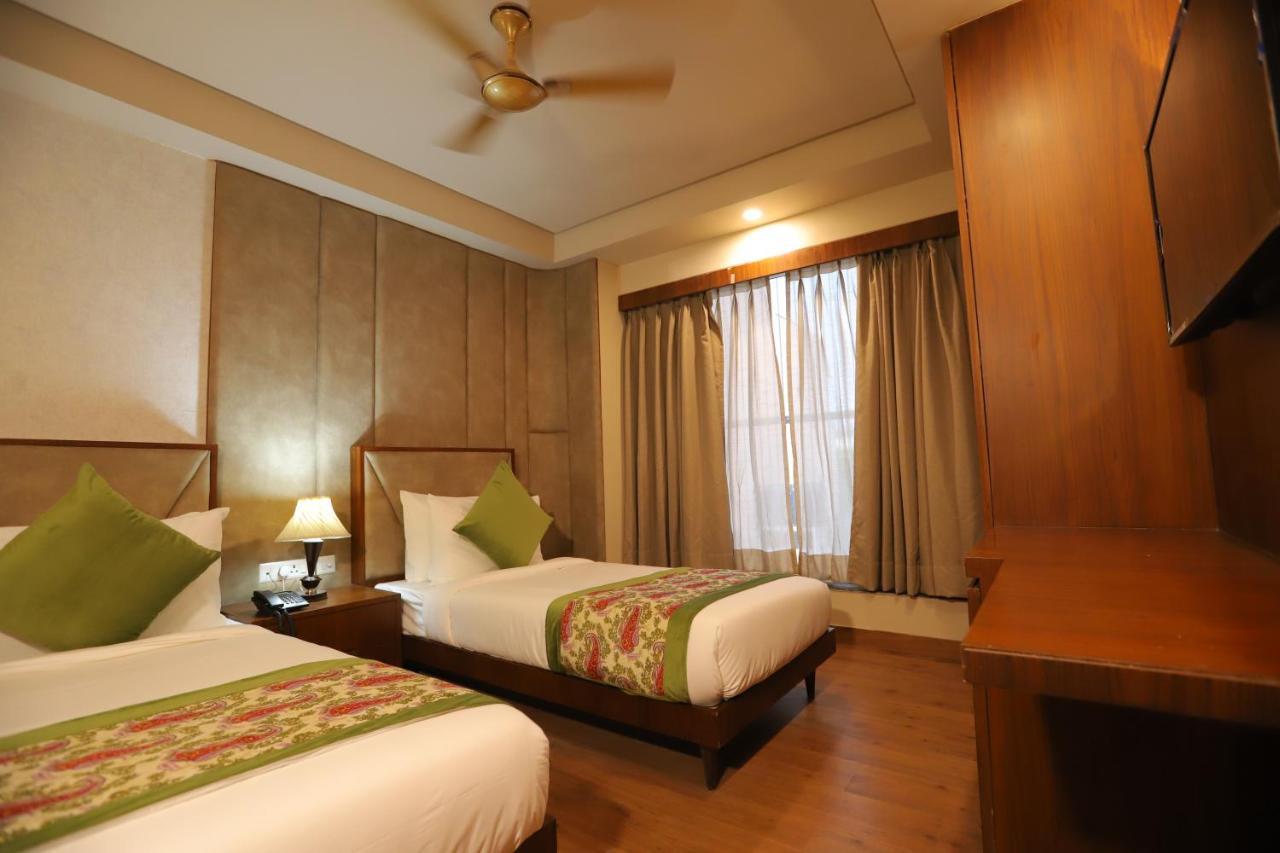 Ip Royal Hotel - New Delhi Luaran gambar
